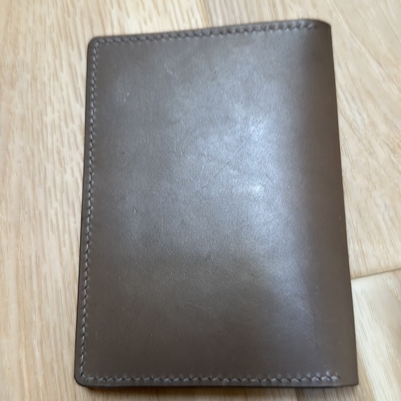 3/$20 Leather passport holder with initial V - Picture 2 of 7